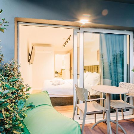 Athesense Suites Афины Экстерьер фото